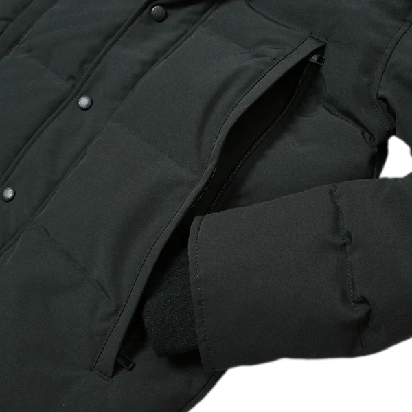 Goose Puffer Jacket | Black, Red Badge